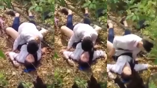 Bokep SMP bocil nekat bersetubuh di tepi jurang angker