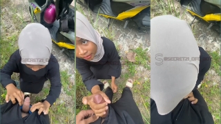 Bokep SMP terbaru Di paksa nyepong ayang di punggil jln